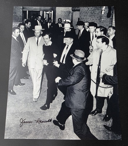 James leavelle signed - signed, photo